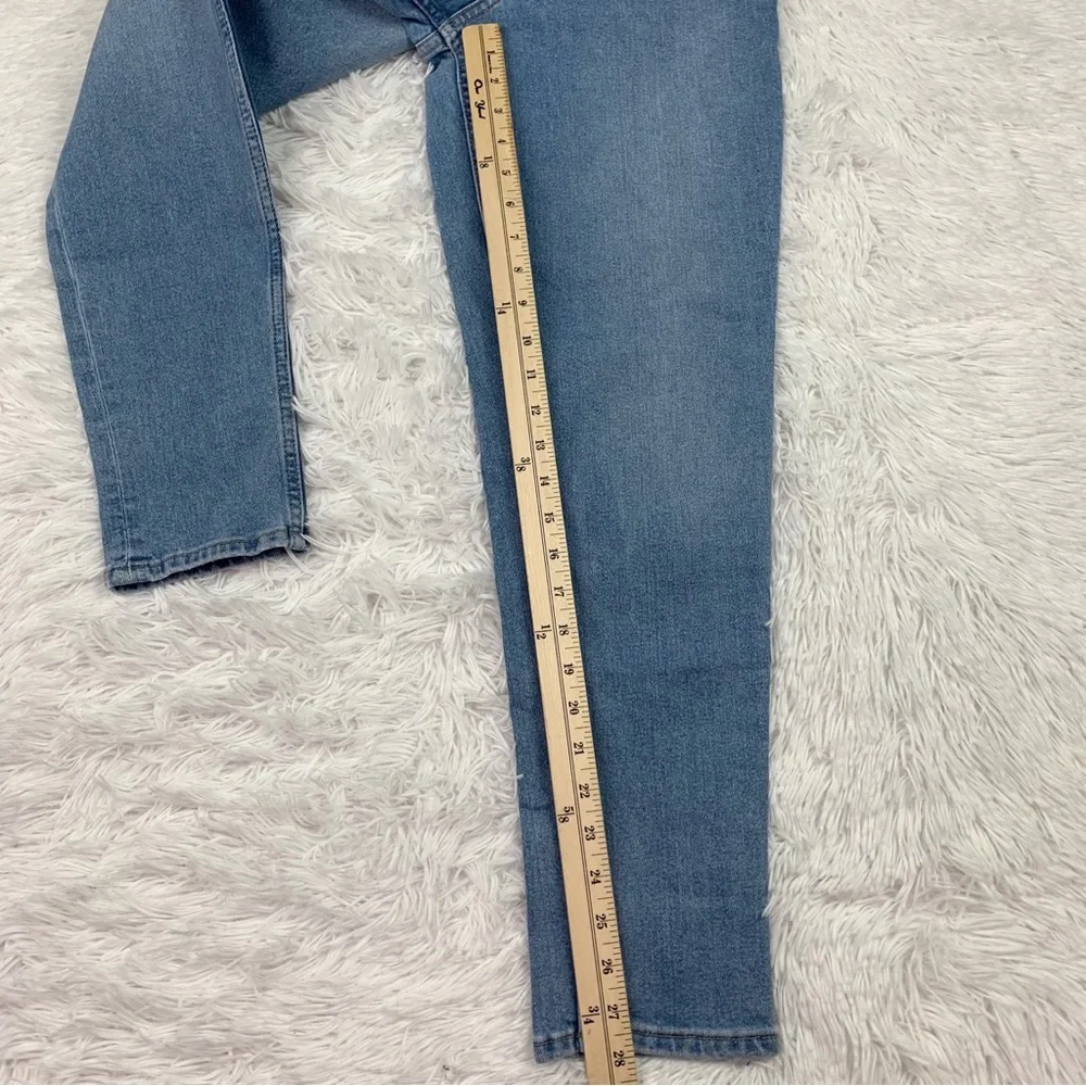 H&M Divided high rise‎ tapered leg blue jeans